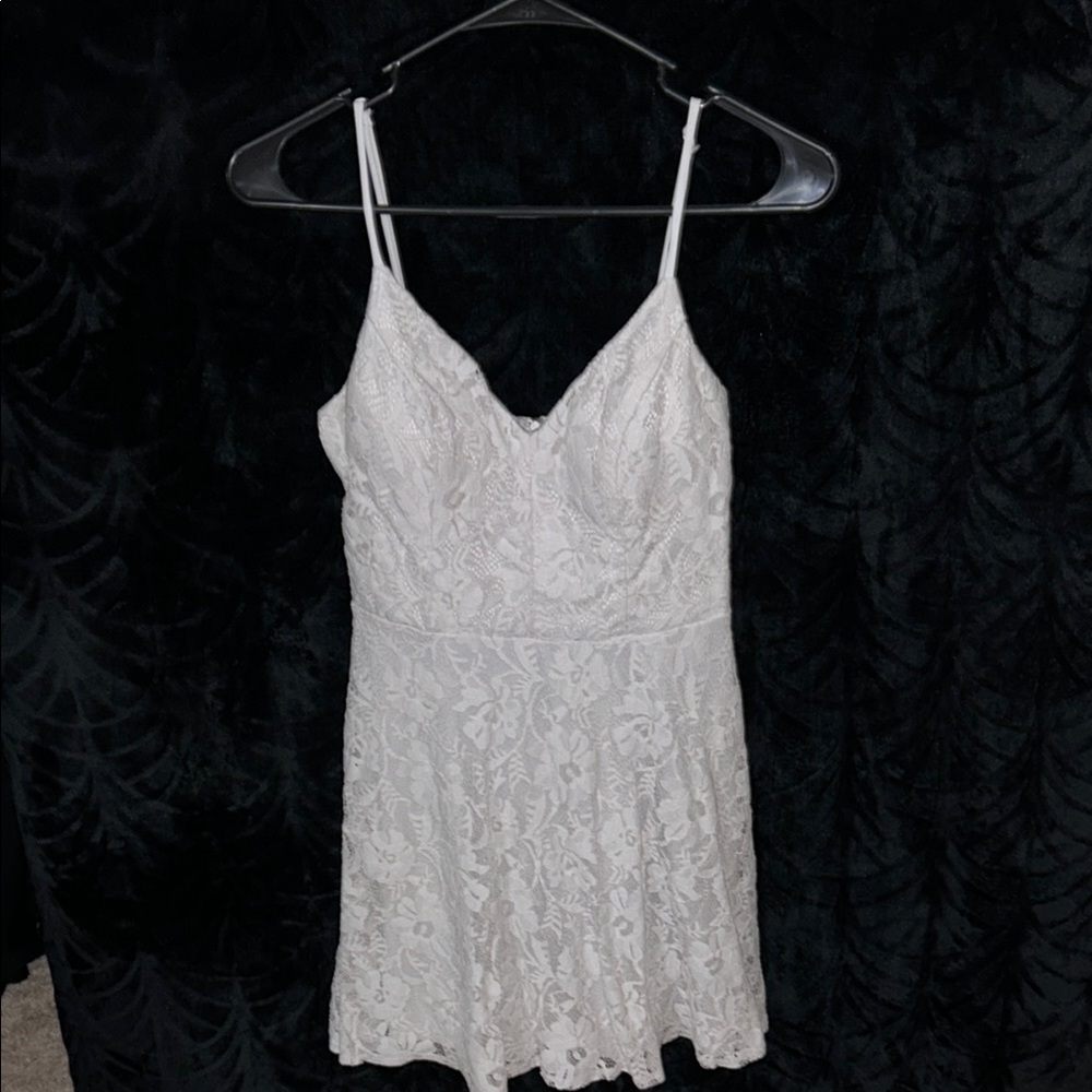Elegant White Lace Dress